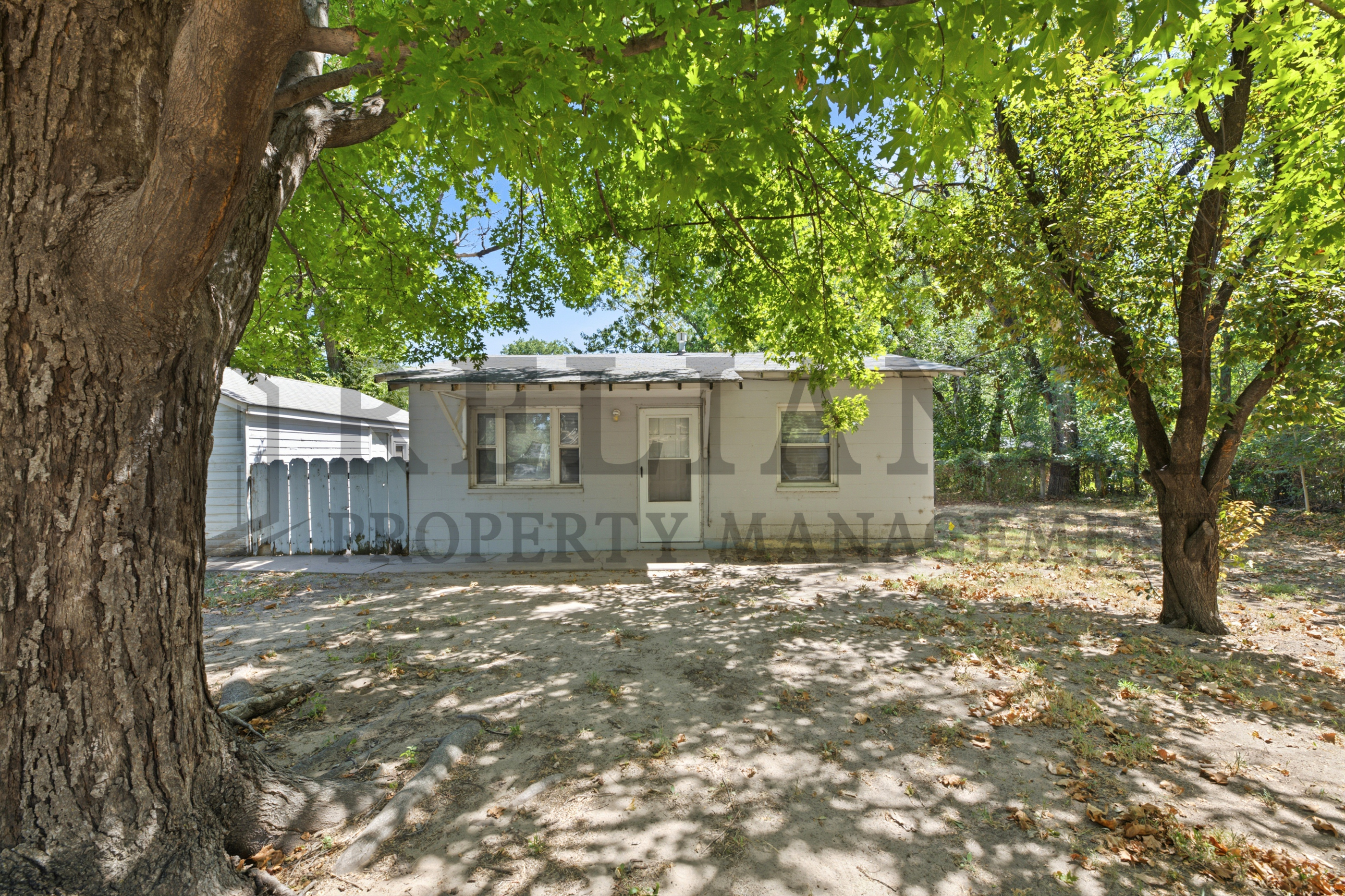 826 North Elder Street
