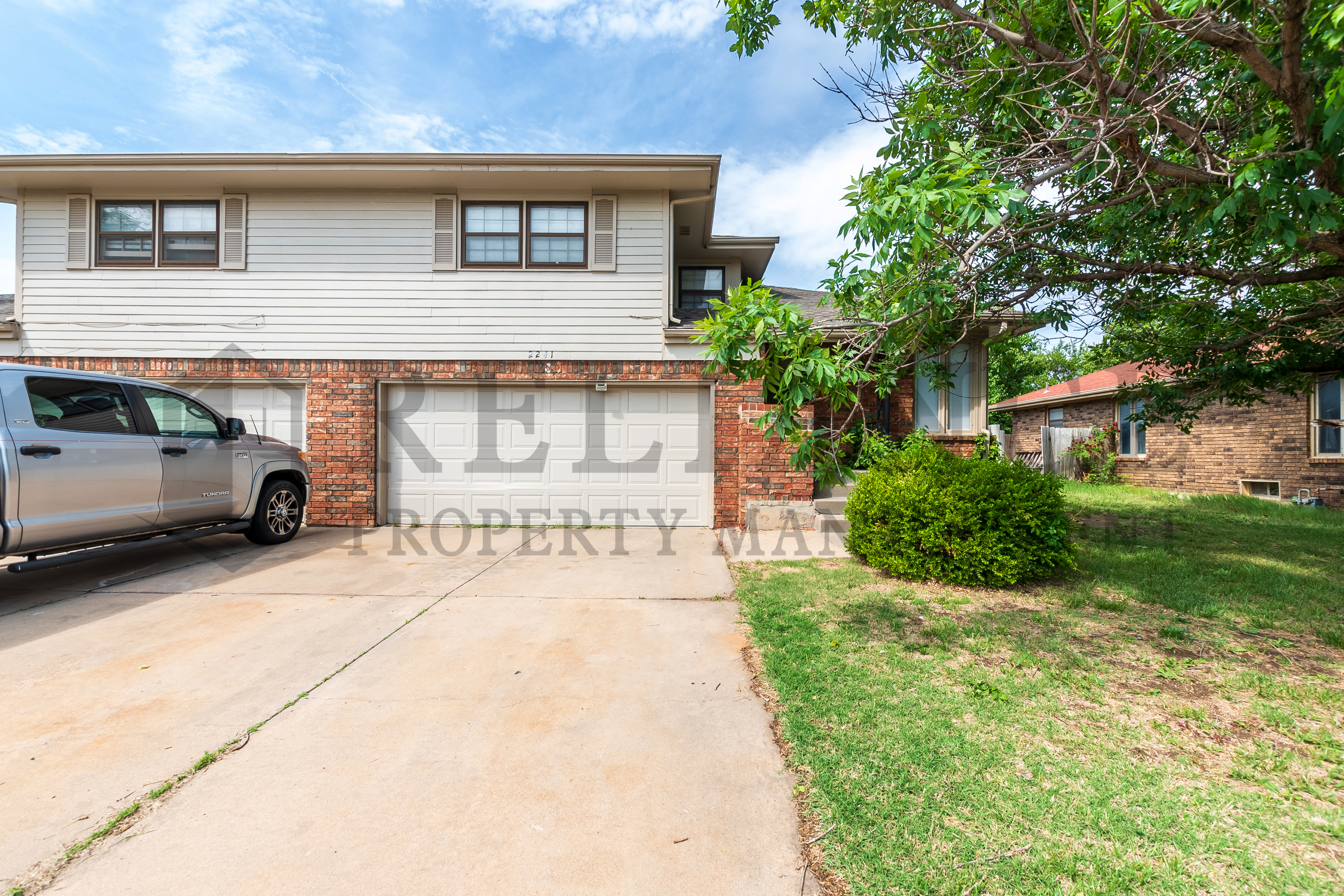 2241 South White Oak Drive
