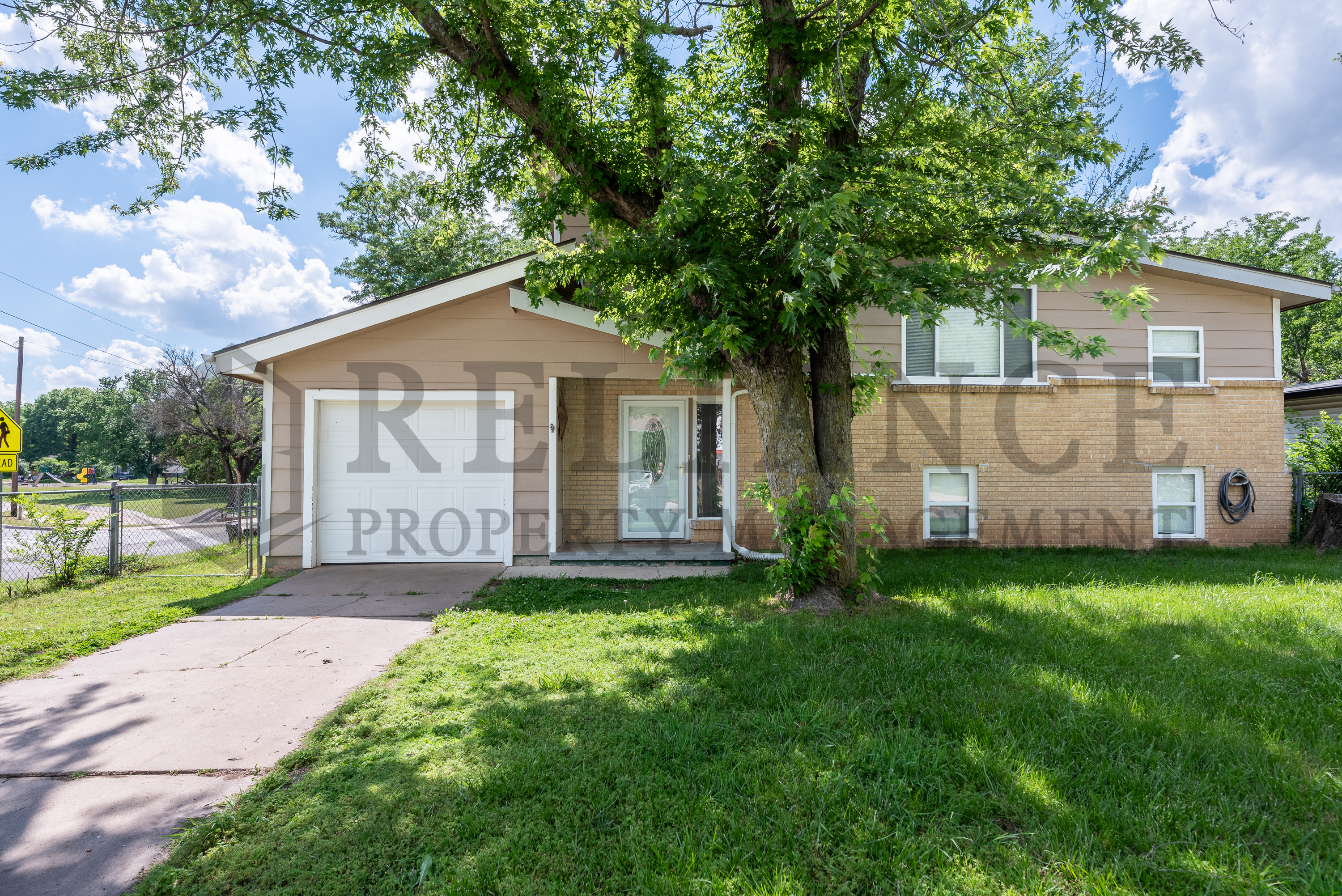 533 South Westview Drive