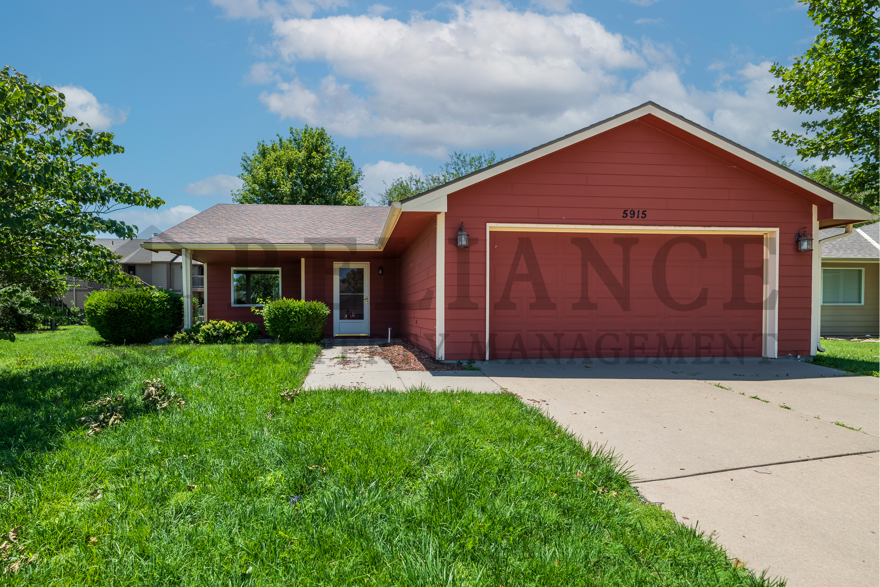 5915 East Pembrook Cir.