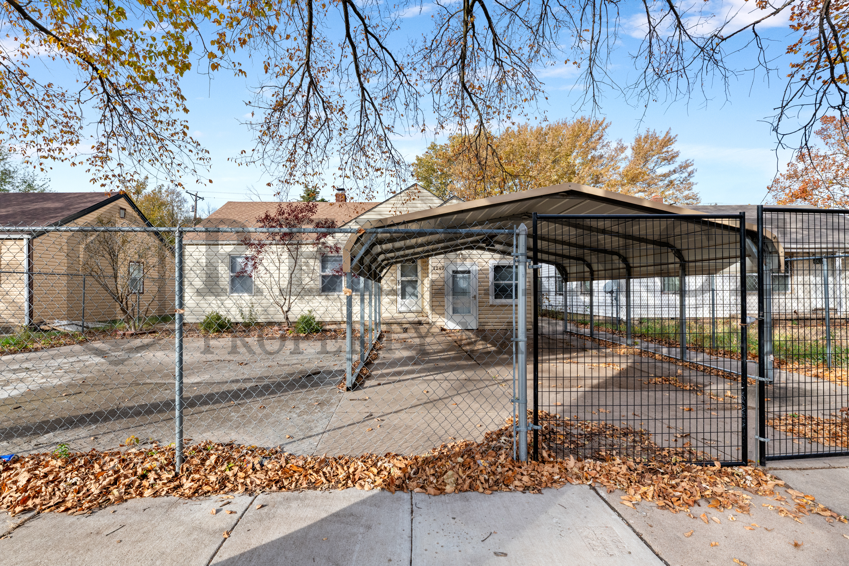 Property thumbnail image