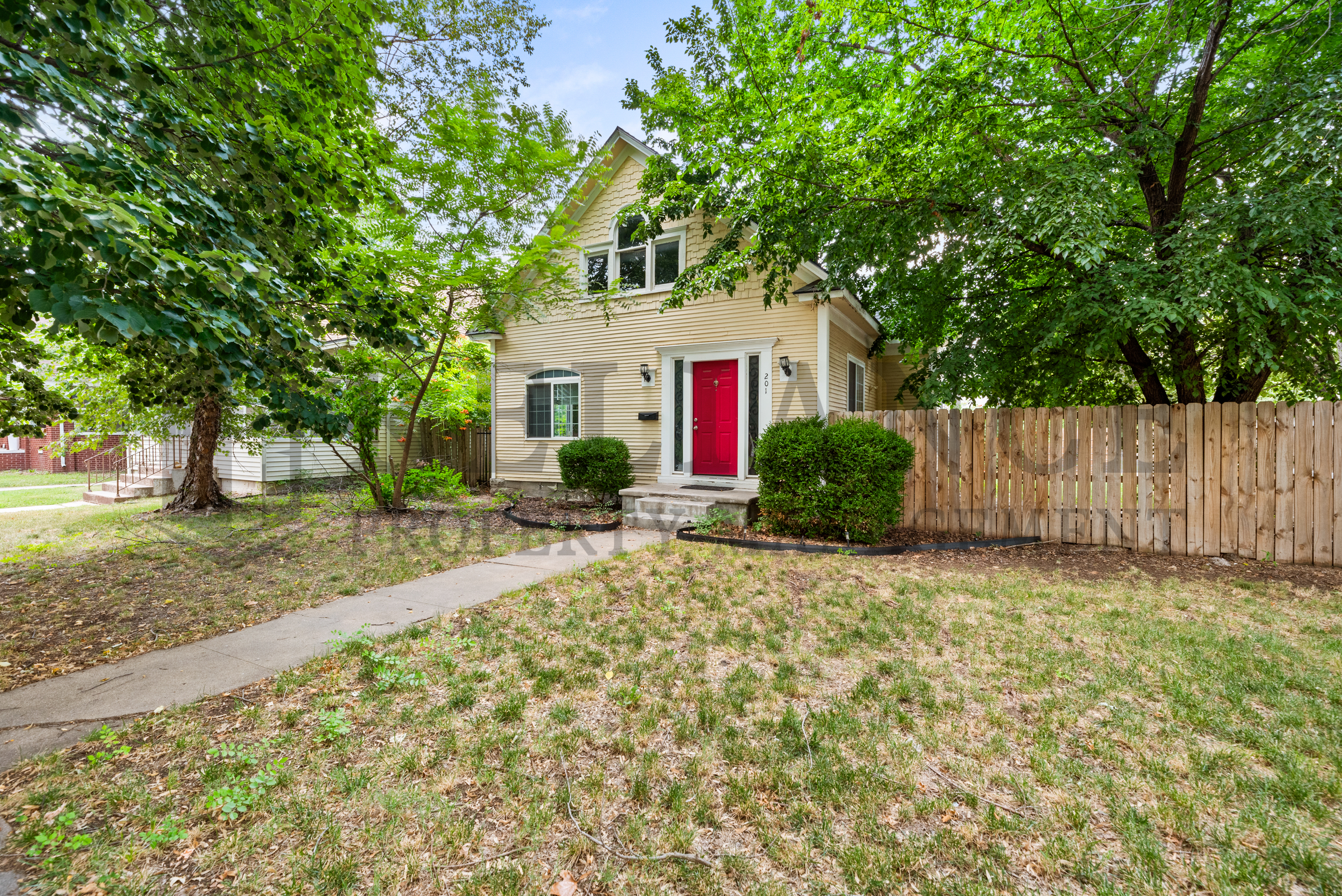 201 South Volutsia Street