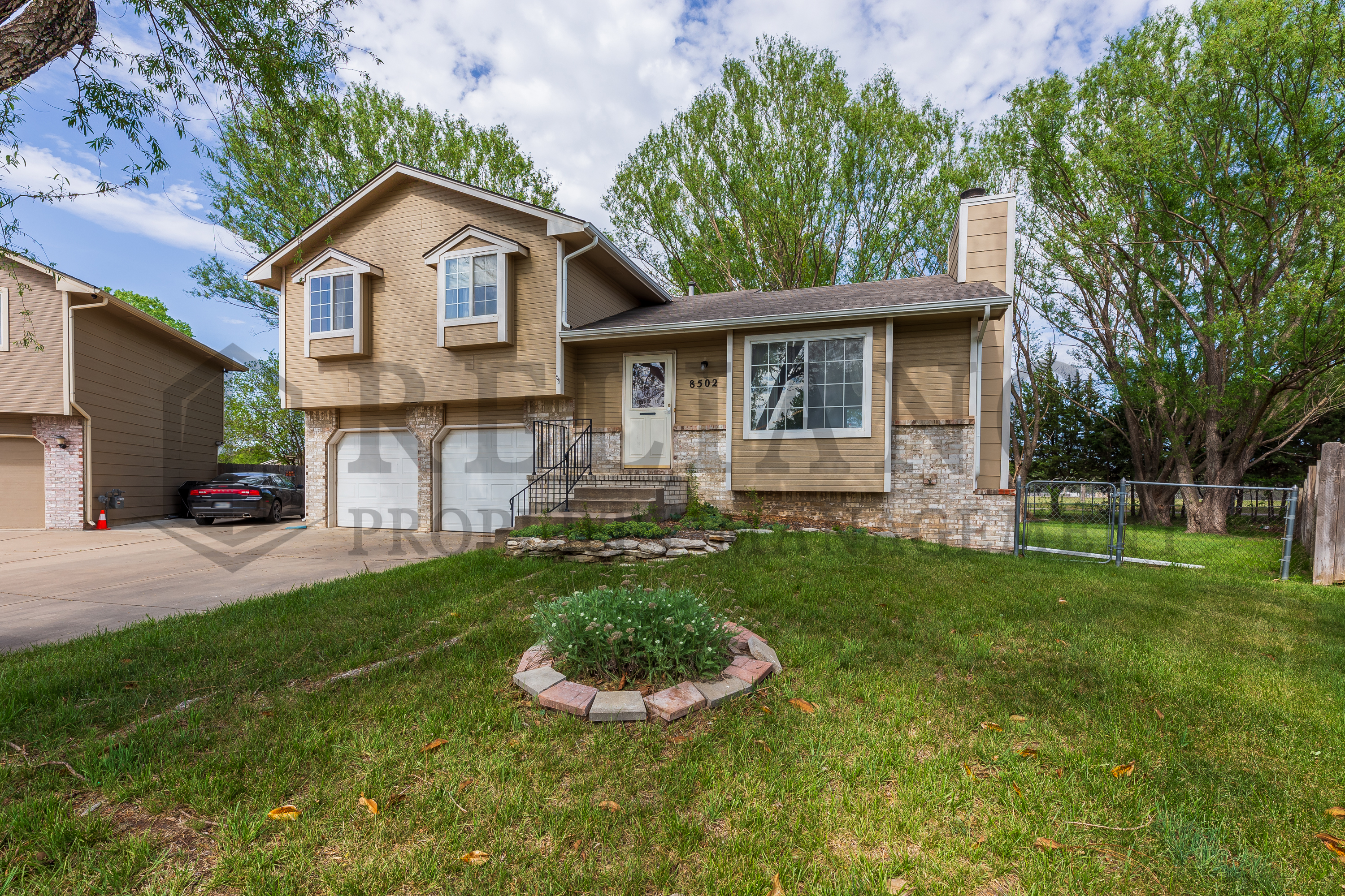 8502 West Westlawn Circle