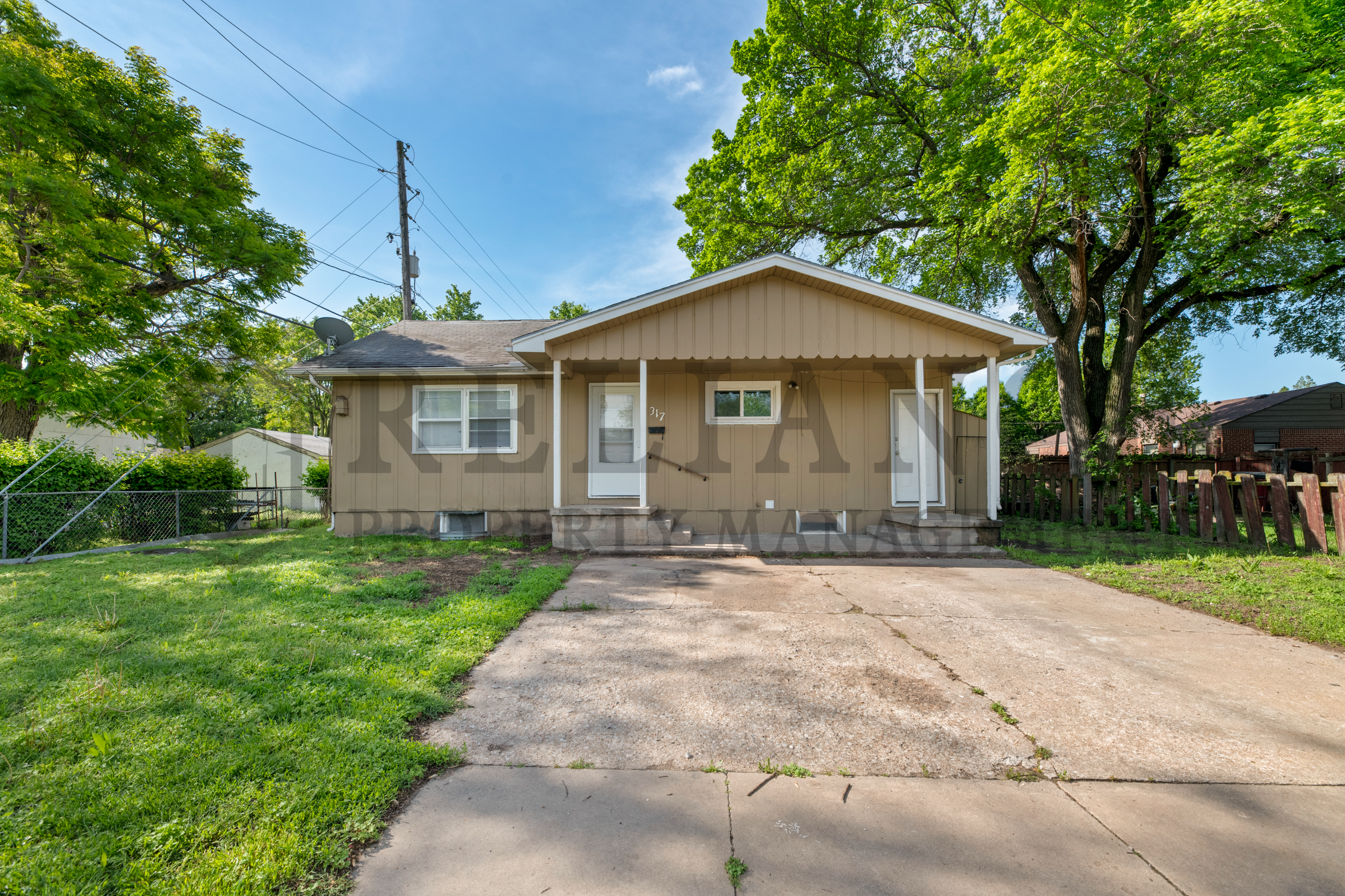 317 West Kinkaid Avenue