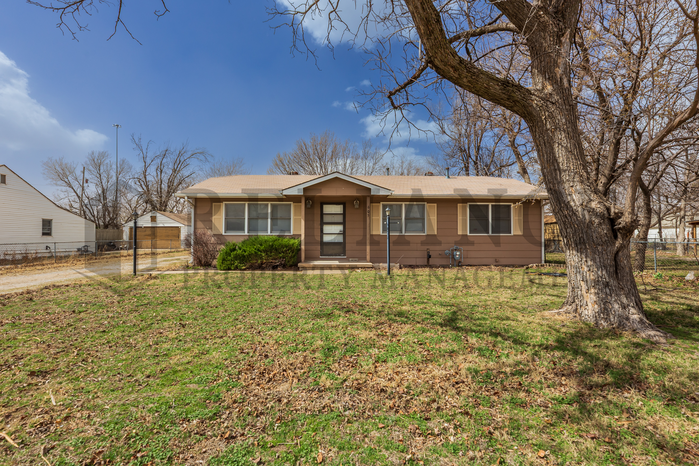 Property main image