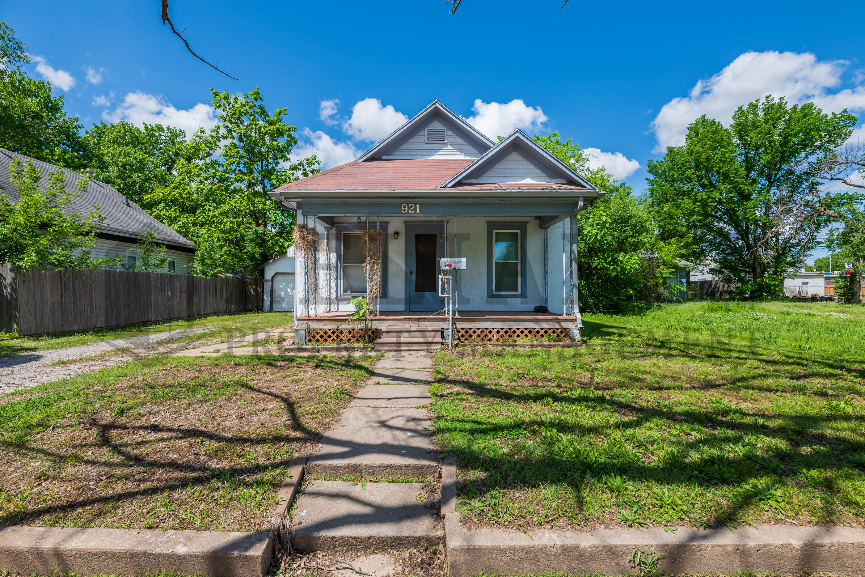 921 South Sedgwick Street