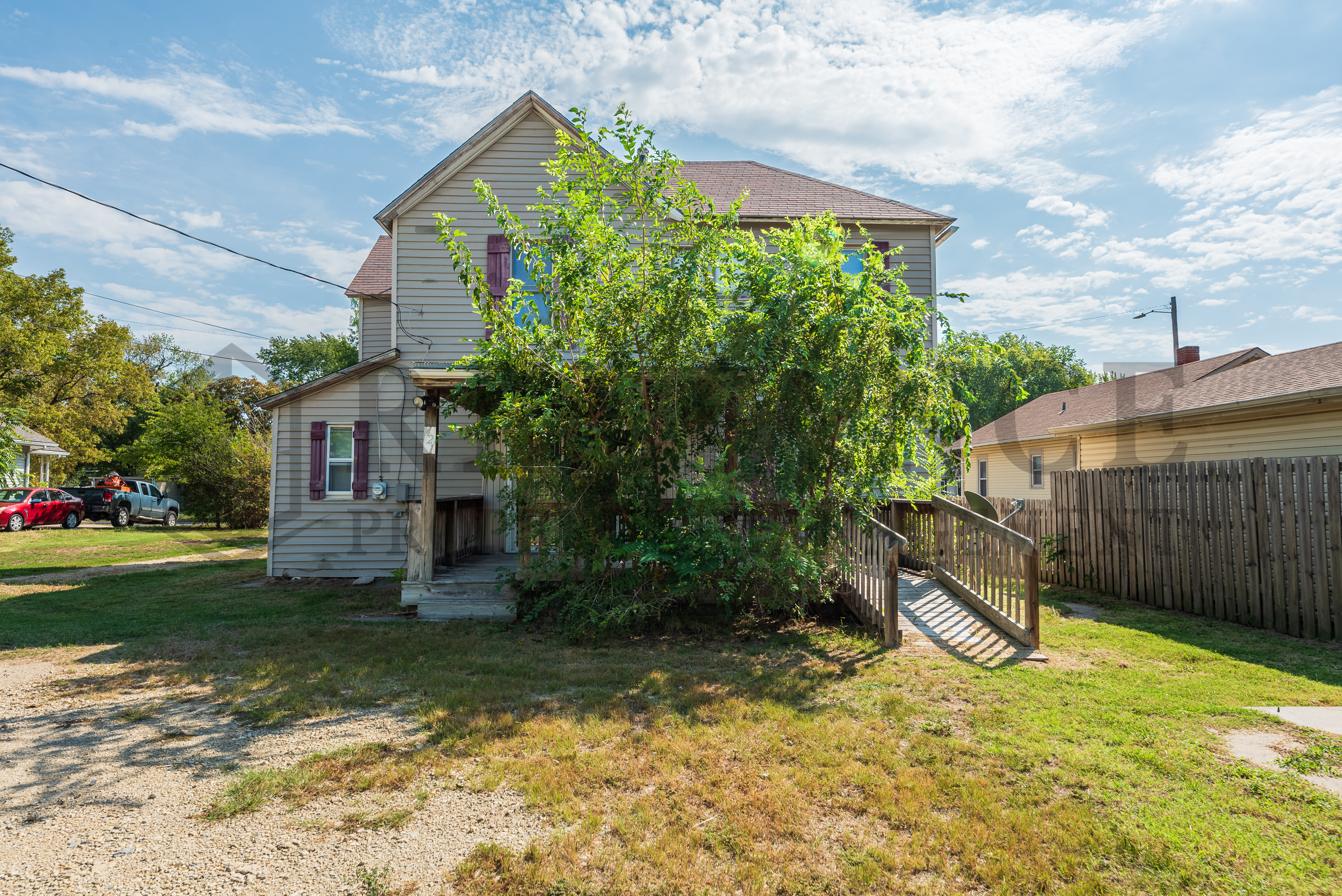 Property thumbnail image