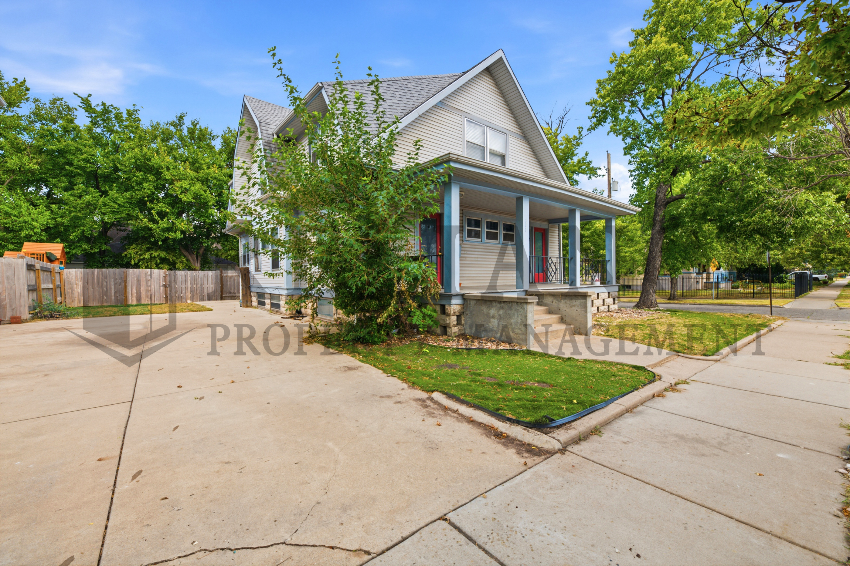 Property thumbnail image
