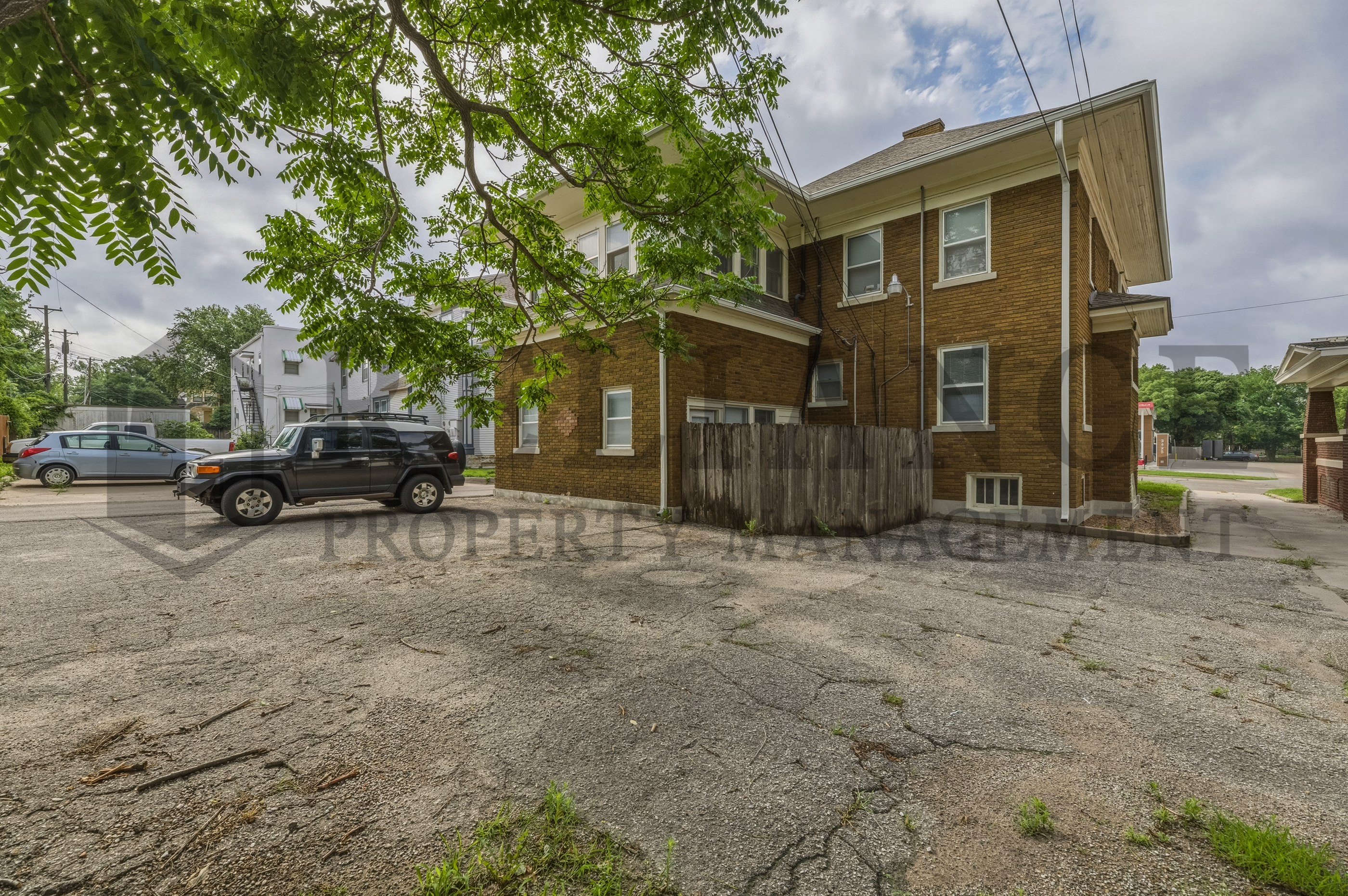 Property thumbnail image