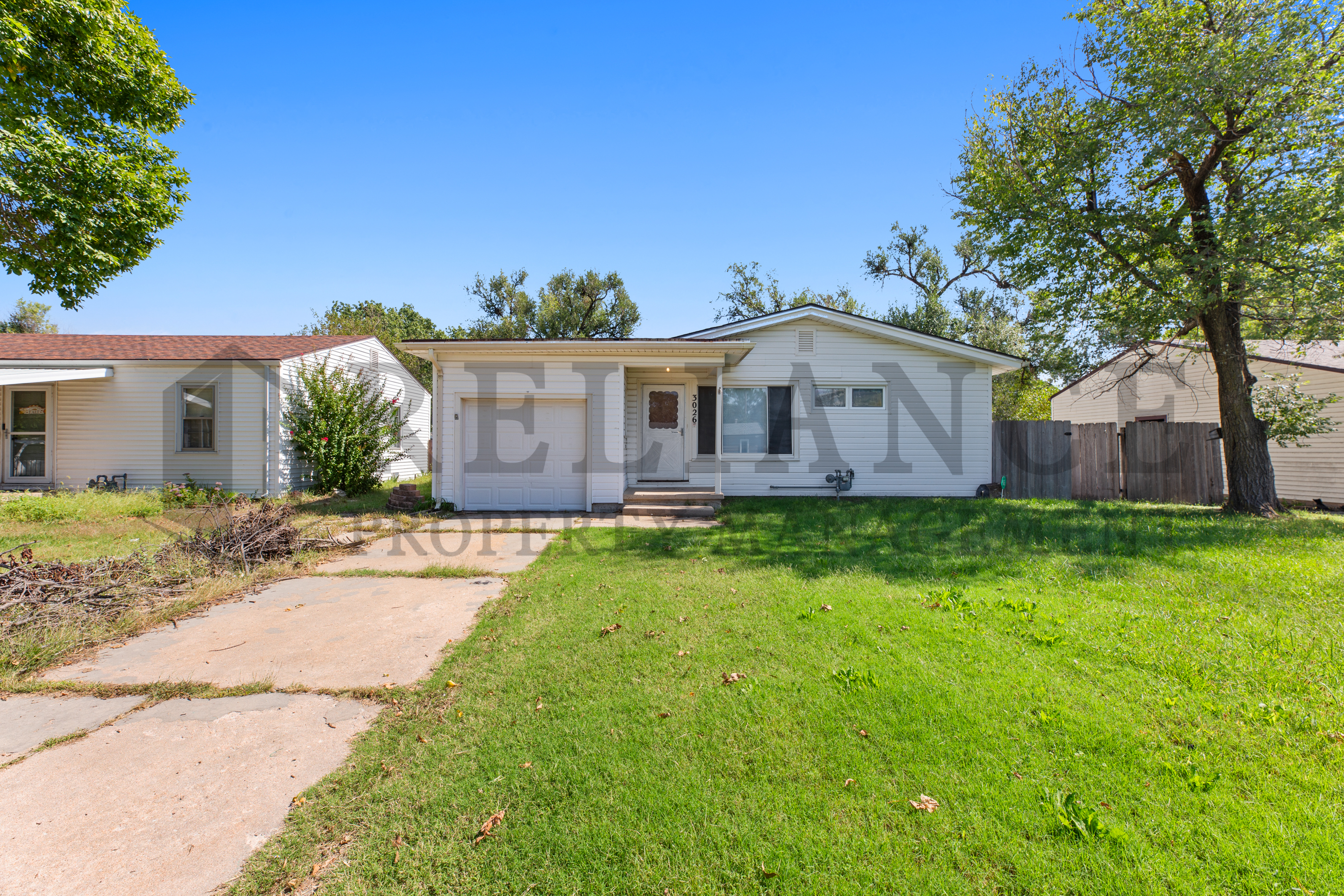 3026 S Vine