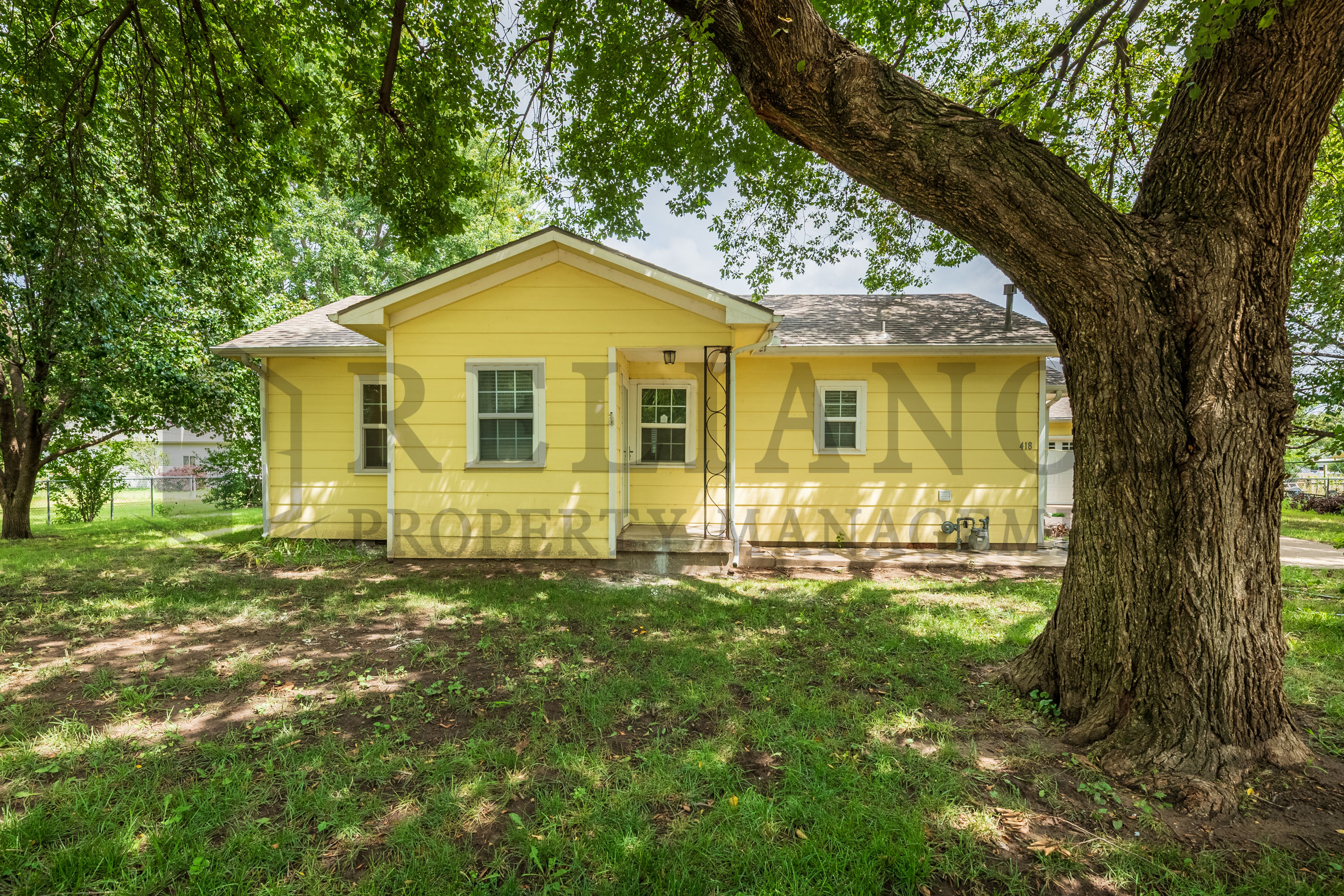 Property main image