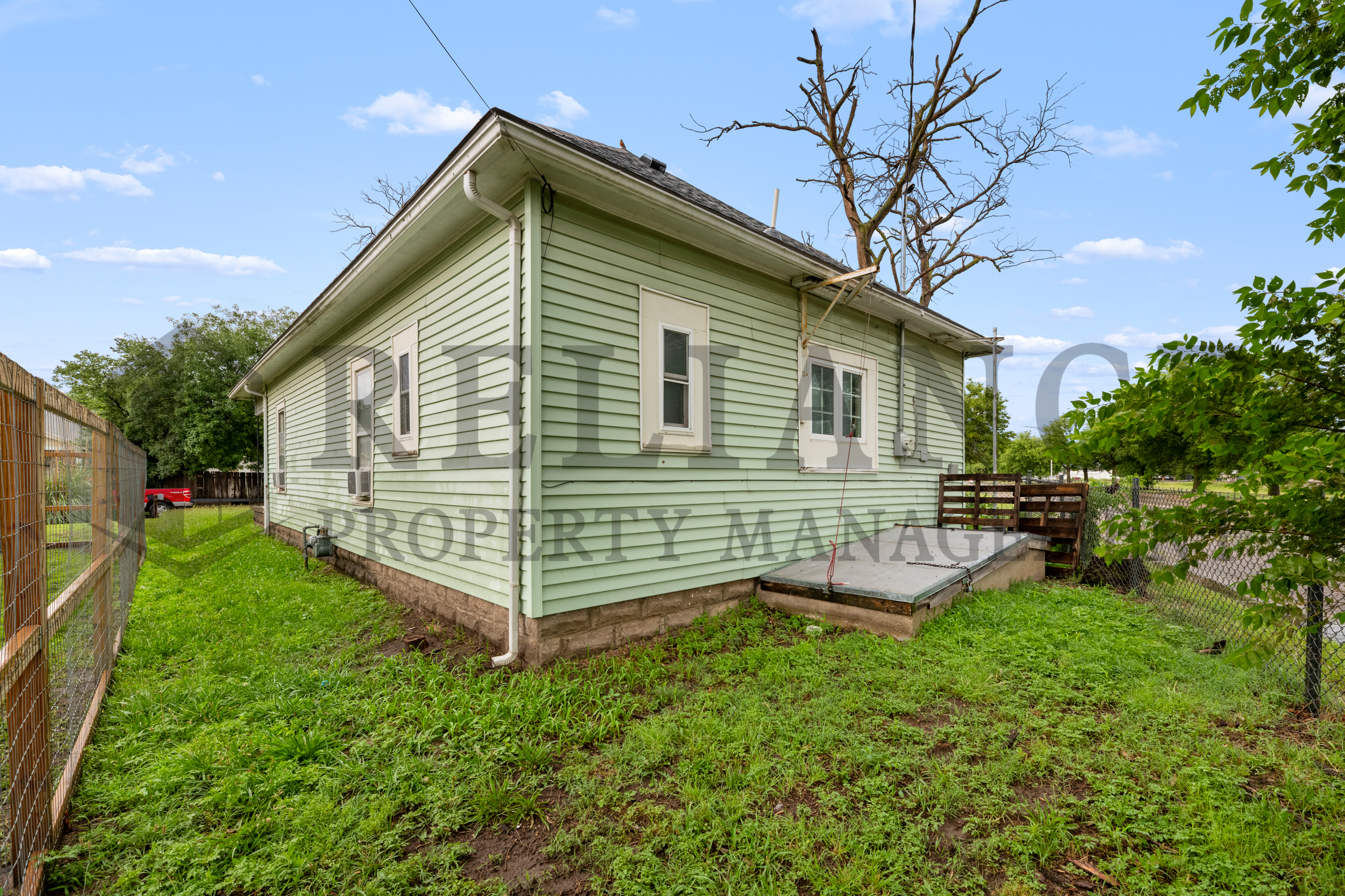 Property thumbnail image